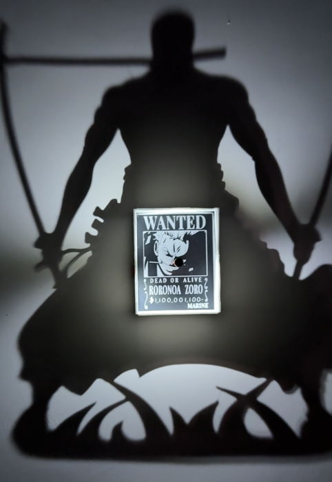 Roronoa Zoro One Piece Shadow Light Box – Anime Wall Projection Lamp